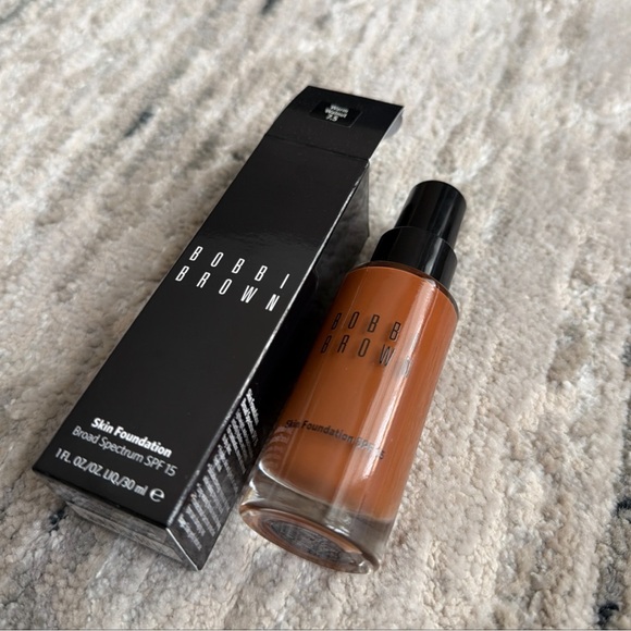Bobbi Brown Skin Foundation Liquid Broad Spectrum SPF 15 Shade Warm Walnut 7.5